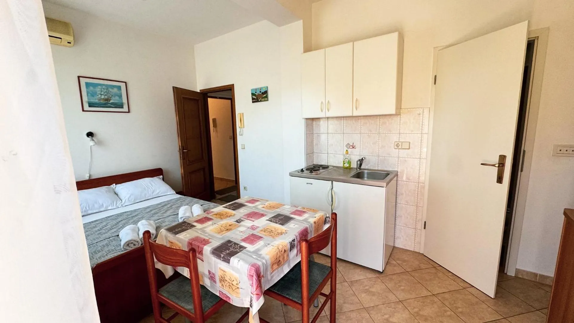 Medulin Vacation Apartment 克罗地亚